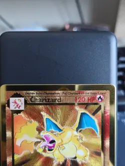 Pokemon TCG Charizard 4/102 Celebrations Gold Metal Card - Image 4