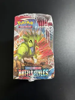 Pokemon TCG: Sword & Shield - Battle Styles Booster Box (36 Card Packs) - DENTED 820650818189 - Image 3