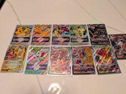 Pokemon TCG Holo Lot of 11 VSTAR/VMAX Cards - Dragonite Giratina Leafeon - Image 1