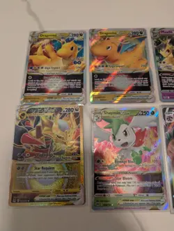 Pokemon TCG Holo Lot of 11 VSTAR/VMAX Cards - Dragonite Giratina Leafeon - Image 2