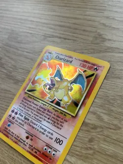 Pokemon TCG Charizard Card 4/102 WOTC 1999 Rare Holo Base Set - Image 3