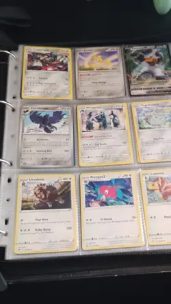 Pokemon TCG Charizard Binder Lot 565 cards with many full arts and shinies - Image 2
