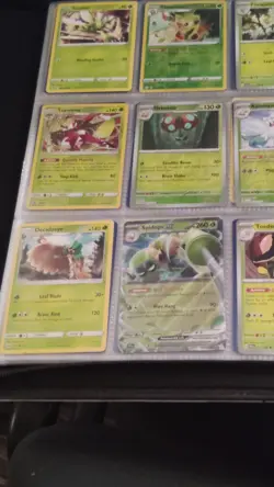 Pokemon TCG Charizard Binder Lot 565 cards with many full arts and shinies - Image 5