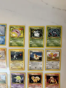 Pokemon TCG WotC 18-Card Lot Base/Jungle/Fossil/Neo Discovery Promo English - Image 4