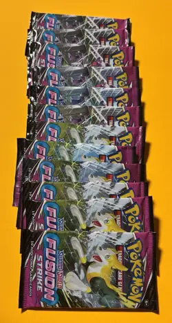 12x Pokemon TCG Sword Shield Fusion Strike Factory Sealed Booster Packs - Image 3