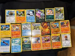 Pokemon Trading Card Lot 20 Cards Charizard V Galarian Slowbro V Holo Reverse - Image 1