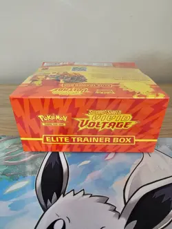Pokemon TCG - Sword & Shield Vivid Voltage Elite Trainer Box - Sealed - Image 5