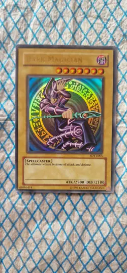 YuGiOh Dark Magician SDY-E005 Ultra Rare Holo Starter Deck Yugi Vintage Card MP - Image 1