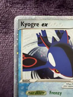 Pokemon TCG Kyogre EX 037 Holo Black Star Promo Card HP SWIRL - Image 3