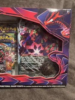 Pokemon TCG: 2020 Sword & Shield Eternatus Vmax Premium Collection Box New - Image 2