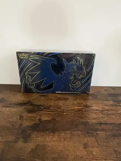 Pokemon Charizard Ultra Premium Collection Box UPC TCG New & Sealed - Image 1