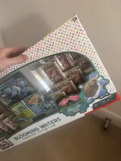 Pokemon TCG Scarlet & Violet 151 Blooming Waters Premium Collection Box sealed - Image 5