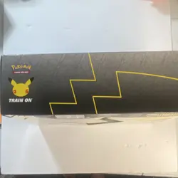 Pokemon Celebrations Pikachu VMAX Premium Figure Collection Box 2021 - Damage - Image 4