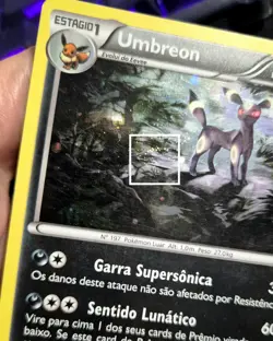 Pokemon TCG Umbreon XY96 Black Star Promo swirl + saturn holo - Portuguese - Image 3