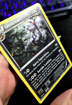 Pokemon TCG Umbreon XY96 Black Star Promo swirl + saturn holo - Portuguese - Image 4