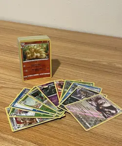 Pokemon Modern Bulk Lot 400 Cards! Holo | Reverse Holo | Common/Uncommon/Rare! - Image 2