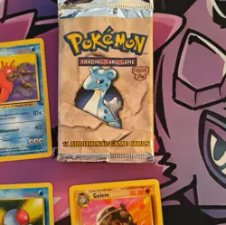 Wizards of the Coast Pokemon TCG Fossil 11-Card Lot + Booster Pack Ekans/Golbat - Image 1