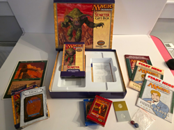 Magic: The Gathering Starter Gift Box Kit, English (Wizards of the Coast) - Image 1