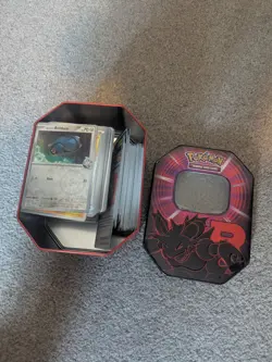 Pokemon TCG Bulk Job Lot 300+ Commons, Reverses And Holos Includes Tin - Image 1