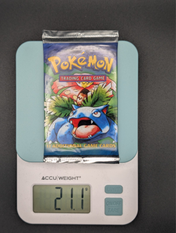 Unlimited Pokemon Base Set Booster Pack Venusaur 1999 HEAVY w/ original blister - Image 1