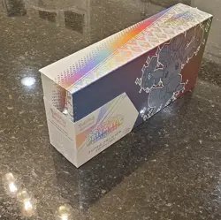 Pokemon TCG Scarlet & Violet Prismatic Evolutions Super-Premium Box Eevee - Image 3