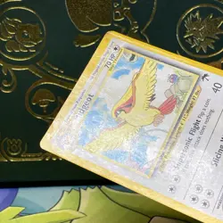 Pokemon Pidgeot TCG Southern Islands Promo Card 2/18 WOTC DMG BAD HP - Image 4