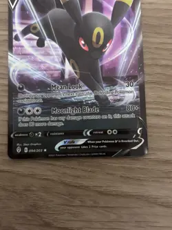 Umbreon V 094/203 Evolving Skies Pokemon English Holo Rare Single Strike LP - Image 4