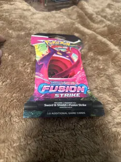 Pokemon TCG Fusion Strike Sealed Booster Pack 10 Cards English 2021 Gengar - Image 2
