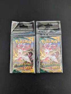 Pokemon TCG - Sword & Shield Evolving Skies Booster Packs - 2 packs - Image 1