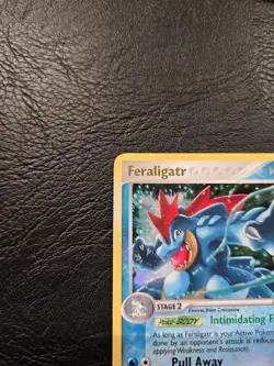 Feraligatr Unseen Forces Holo Card 2005 4/115 Series Stamped - Image 2