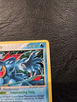 Feraligatr Unseen Forces Holo Card 2005 4/115 Series Stamped - Image 3