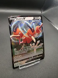Pokemon TCG Dodrio v Fusion Strike Ultra Rare Card 201/264 NM Condition - Image 3