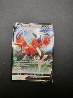 Pokemon TCG Dodrio v Fusion Strike Ultra Rare Card 201/264 NM Condition - Image 4