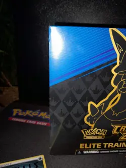 1x Pokemon TCG Crown Zenith Elite Trainer Box Sealed - Image 4
