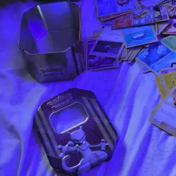 Pokemon TCG Mixed Card Lot w/ Mewtwo Tin, Black & White, English, Welder - Image 4