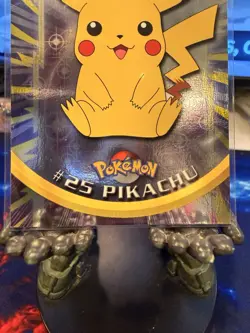 Topps Pokemon English TV Card Series 1 #25 Pikachu 1st Print Blue Logo Holo Foil - Image 2