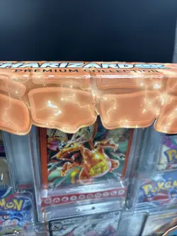 Pokemon Trading Card Game: Charizard ex Premium Collection Box - Image 4