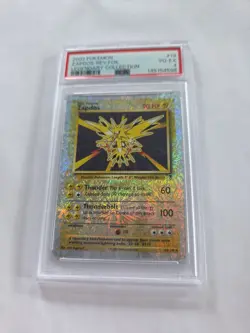 Pokemon TCG Zapdos reverse Holo Rare Card Legendary Collection 19/110 - Image 3