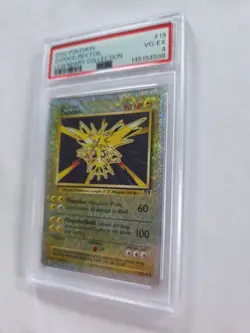 Pokemon TCG Zapdos reverse Holo Rare Card Legendary Collection 19/110 - Image 4