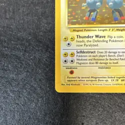Magneton 9/102 Pokemon Base Set Holo Rare 1999 WOTC 60HP Vintage Hologram Card💎 - Image 3