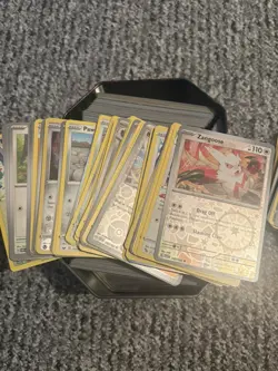 Pokemon TCG Bulk English Card Bundle - Mixed Sets, job lot - Image 4