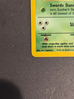 Pokemon TCG English Card Jungle No Symbol Error Scyther 10/64 Holo Rare - Image 5