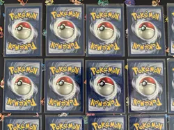Pokemon TCG Shadowless Base Set Lot of 35 WotC Vintage 1999 Pokemon Cards - Image 4