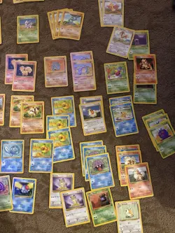 1999 Vintage Pokemon Bulk Lot – Base Set, Jungle, Fossil, Team Rocket 141 Cards - Image 5