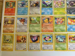VTG 90s Edition Pokemon Cards Lot of 50 Nintendo Mixed Pokemon (POOR CONDITION) - Image 4