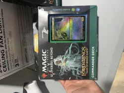 Magic The Gathering Bundle Of 2 Lord of The Rings Commander Decks - Image 2