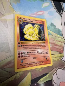 Ninetales 12/102 Base Set Shadowless 1st Edition Holo Rare - Image 2