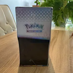 Pokemon TCG Scarlet & Violet Prismatic Evolutions Elite Trainer Box Sealed - Image 3