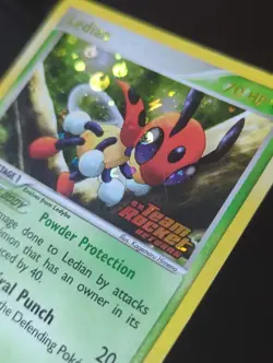 Ledian Reverse Halo Stamped Team Rocket Returns 23/109 LP Pokemon Card - Image 2