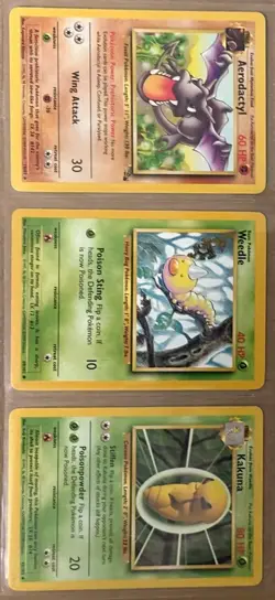 1999 Vintage Pokemon TCG Non Holo Binder Page 9 Card Lot WOTC - Image 3